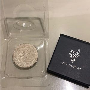 Younique Eyeshadow